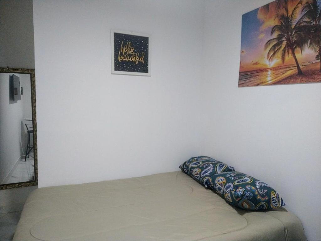 Hospedagem Primeira Quadra Da Praia 프라이아 그란데 외부 사진